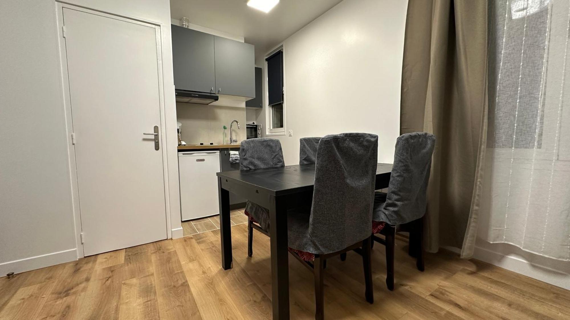 Lacharriere-Logement Entier 38M2 Paris Eksteriør billede